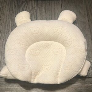 Carseat infant carrier crib head support